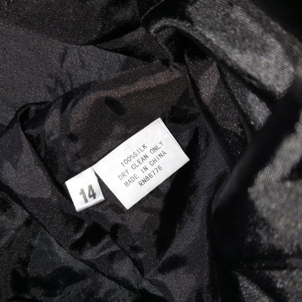 DUE per DUE Veste Silver & Black Dot Sleeveless Silk Dress size 14 - Picture 3 of 5
